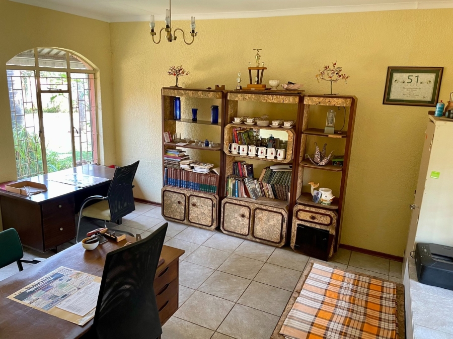 3 Bedroom Property for Sale in Wilkoppies North West